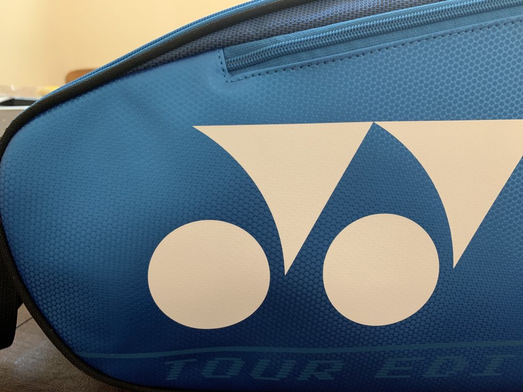 Yonex Pro Racquet Bag (9PCS) - Close Up