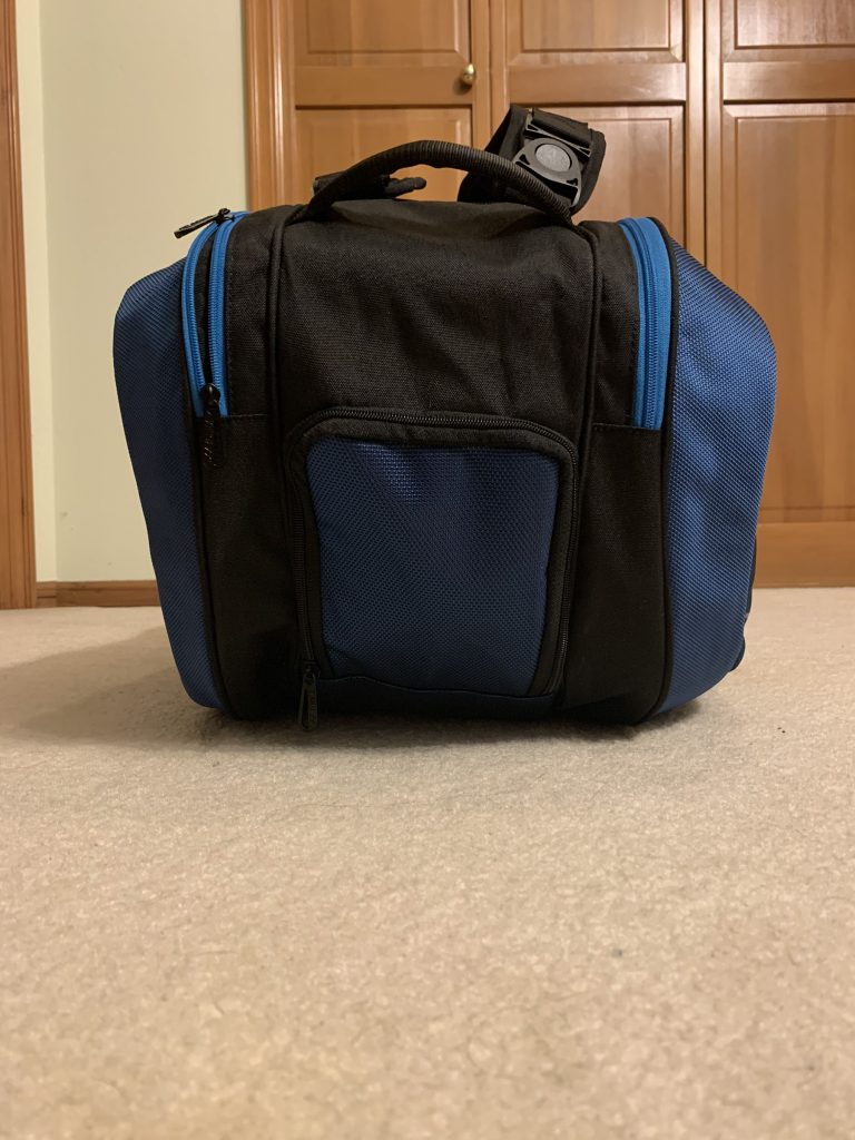 Yonex Pro Racquet Bag (9PCS) - Shoe Compartment. Eye Level View.